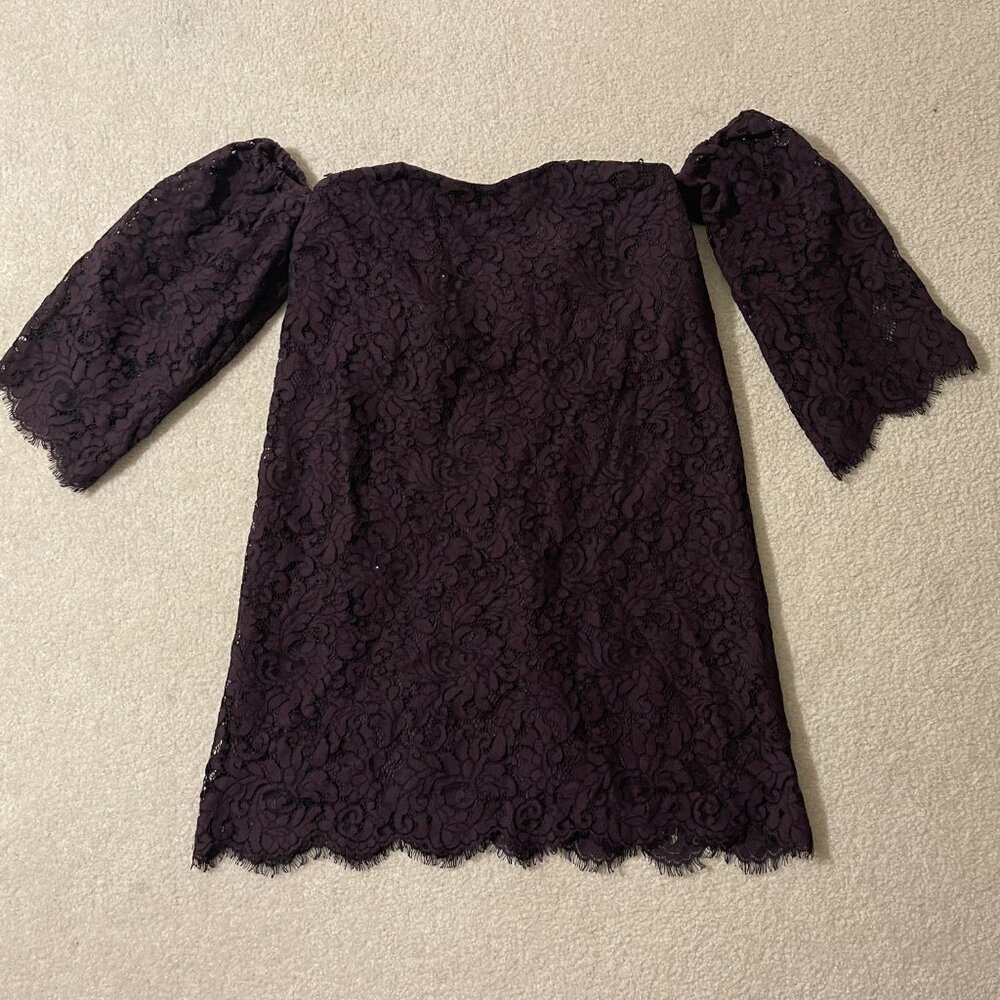 Cupcakes and Cashmere Off Shoulder Lace Shift dress - Wine/Eggplant Color-Size 8